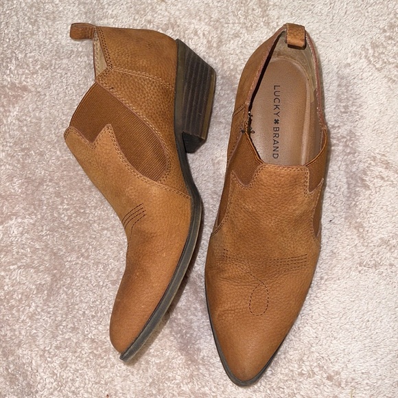 LUCKY BRAND JOELLE WESTERN BOOTIE Size 10, block heal, heal pull tab, brown - Picture 3 of 14
